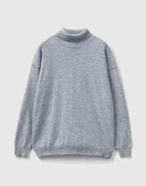 turtleneck sweater in cashmere and wool blend