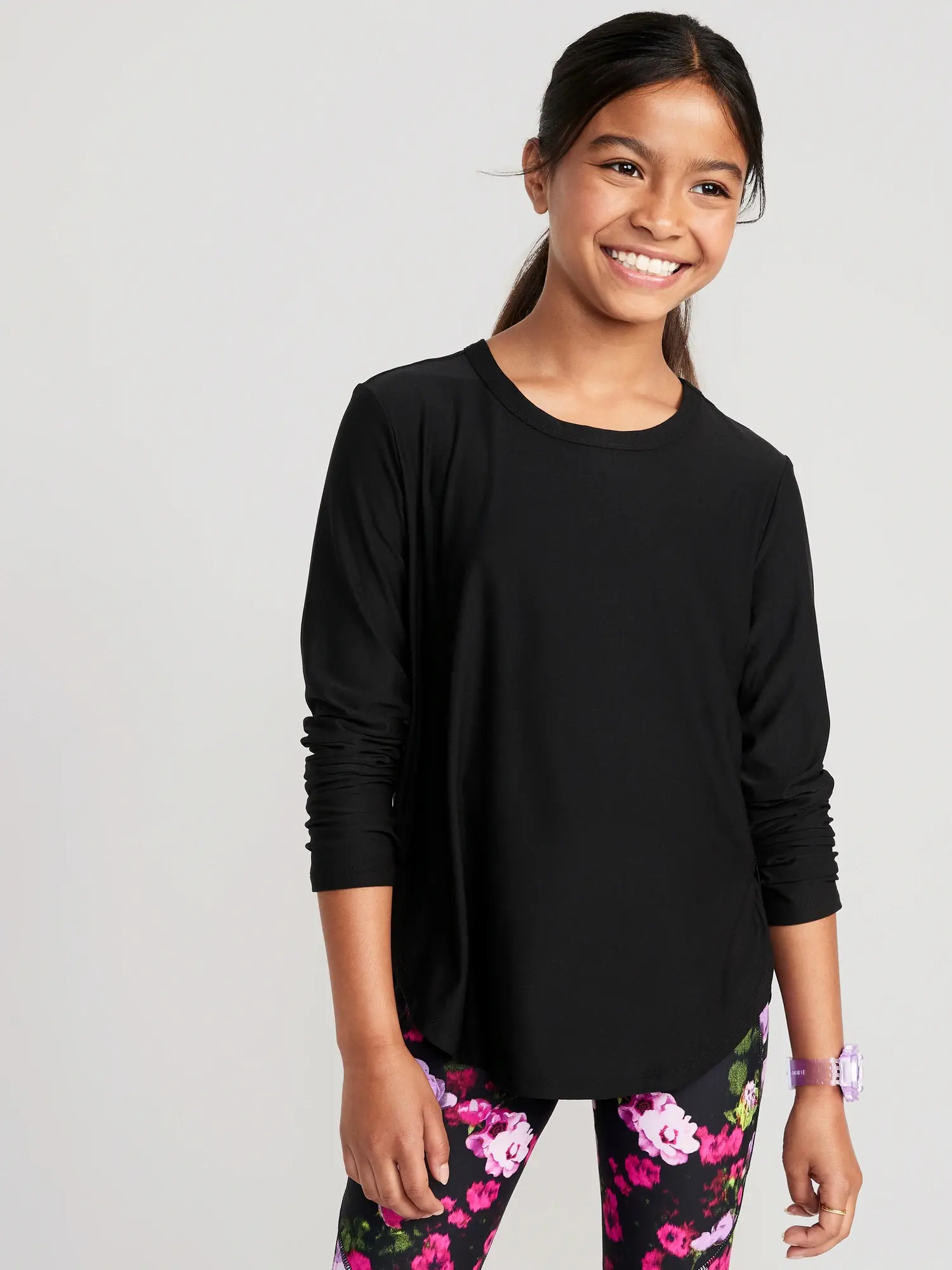 Old Navy Cloud 94 Soft Go-Dry Long-Sleeve T-Shirt for Girls black. 1