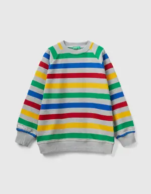 sweatshirt with multicolor stripes