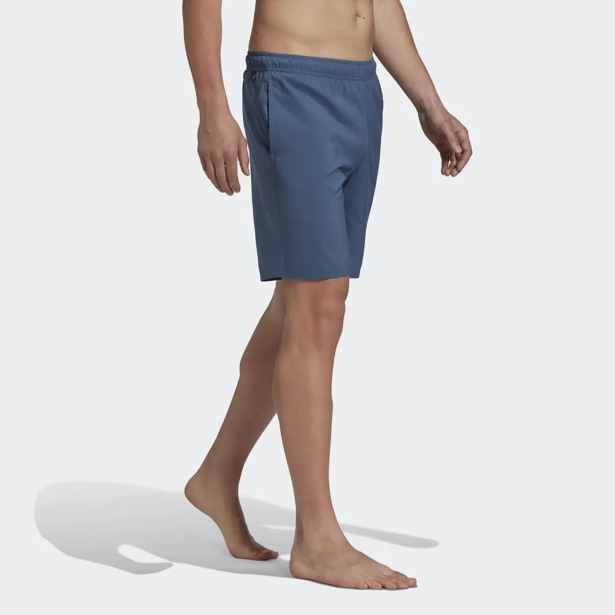 Adidas Short de bain uni de longueur classique. 3