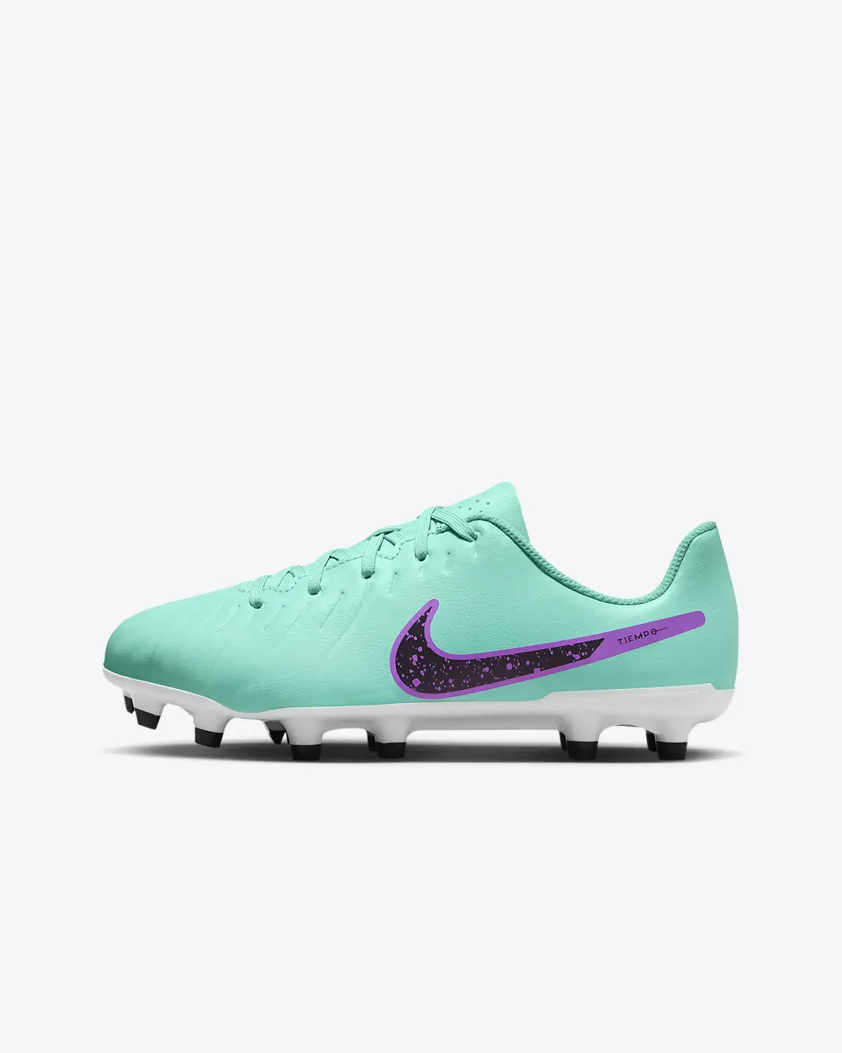 Nike Jr. Tiempo Legend 10 Club. 1