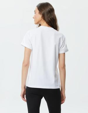 Kadın Regular Fit Bisiklet Yaka Beyaz T-Shirt