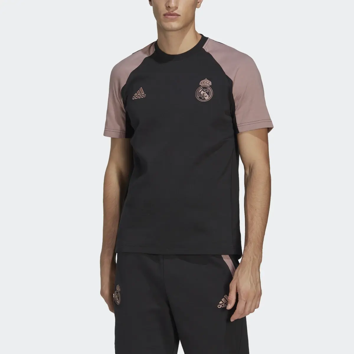 Adidas Playera Real Madrid Travel. 1