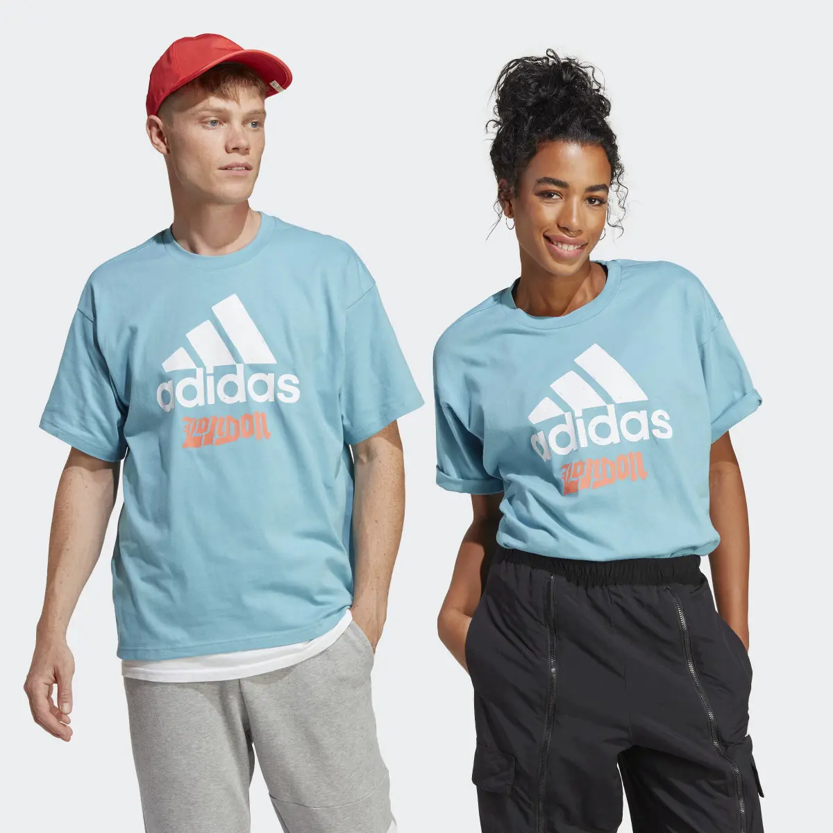 Adidas T-shirt graphique. 1