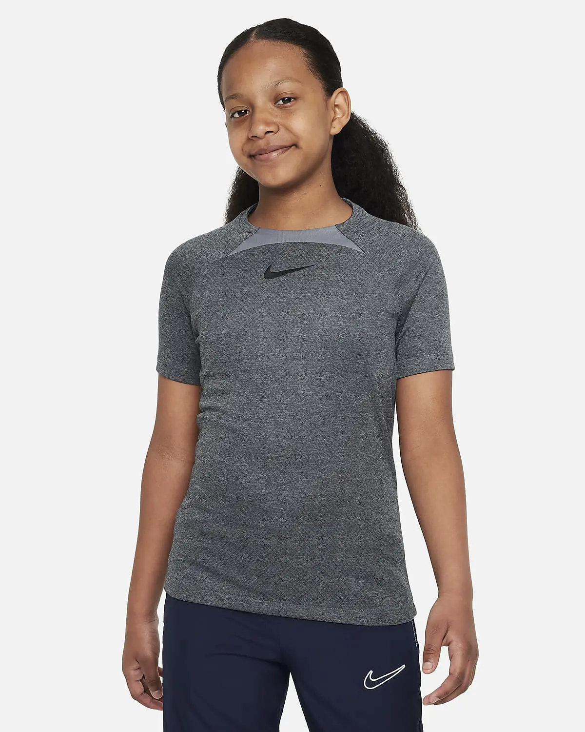 Nike Dri-FIT Academy. 1