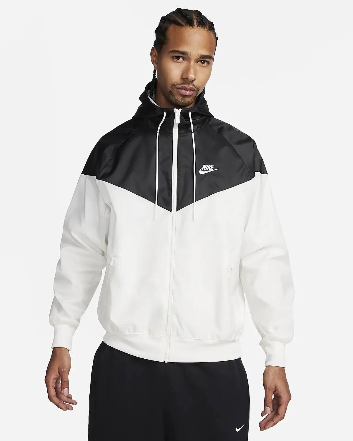 Nike Sportswear Windrunner. 1