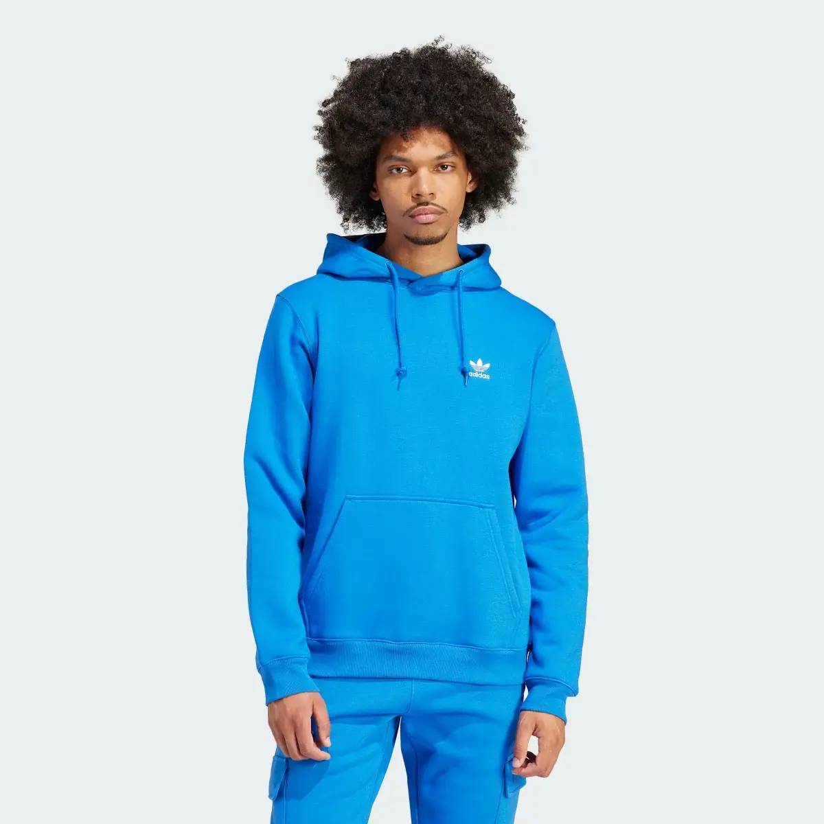 Adidas Trefoil Essentials Hoodie. 2