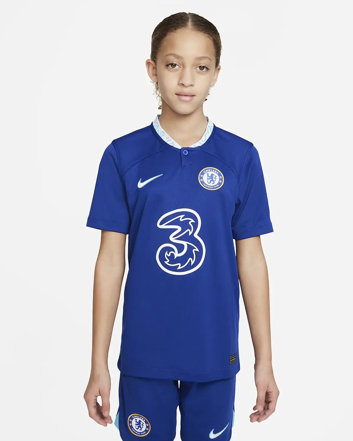 Nike Chelsea F.C. 2022/23 Stadium Home. 1