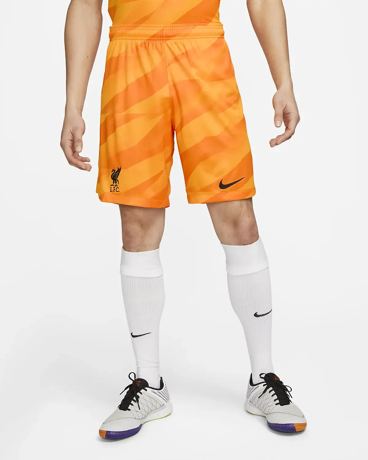 Nike Liverpool F.C. Stadium Goalkeeper 2023/24. 1