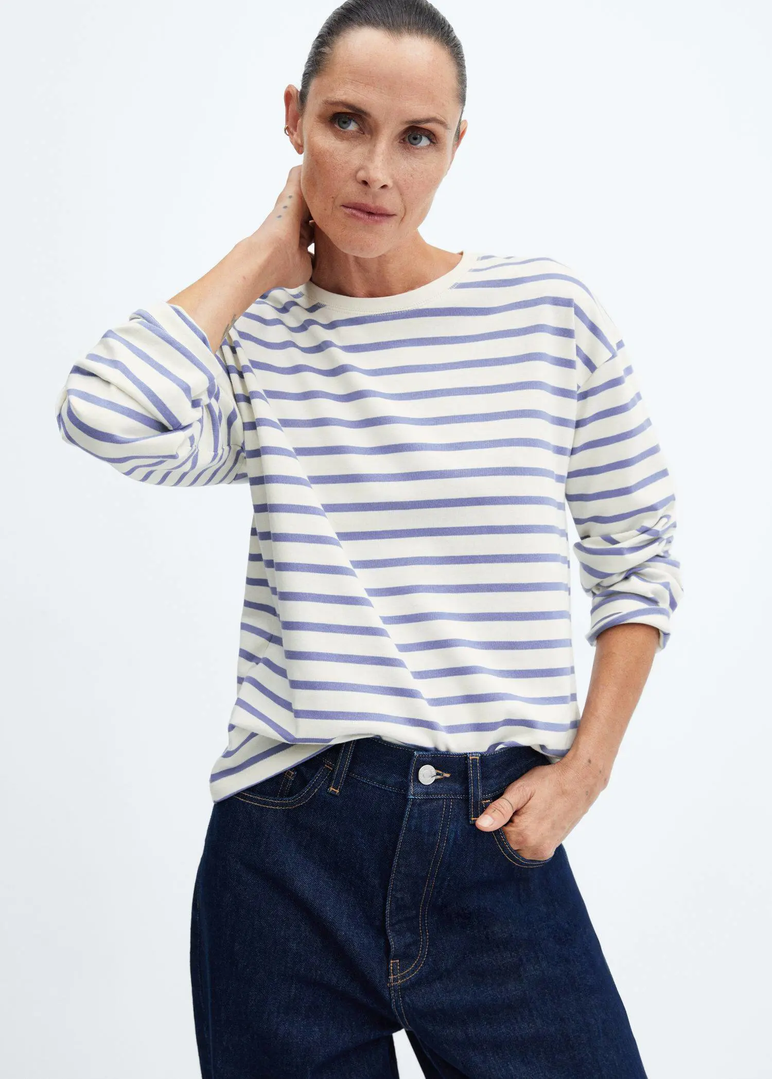 Mango Striped round-neck sweatshirt. 1