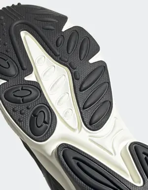 Adidas OZWEEGO Shoes. 3