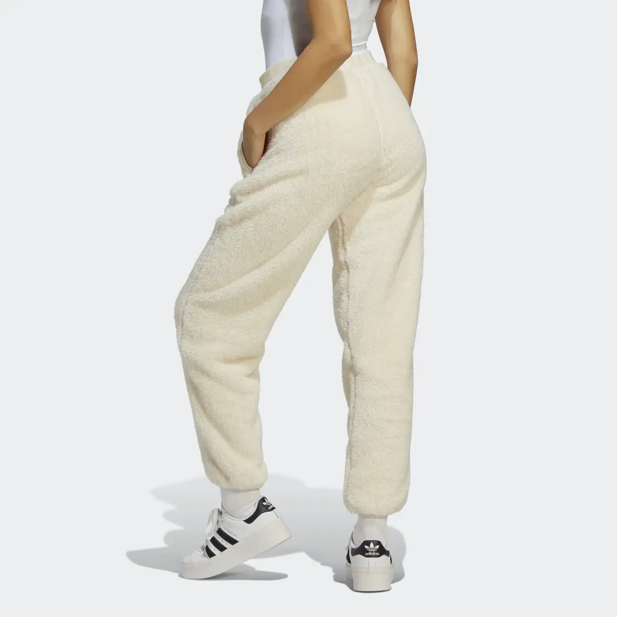 Adidas Essentials+ Fluffy Teddy Pants. 2