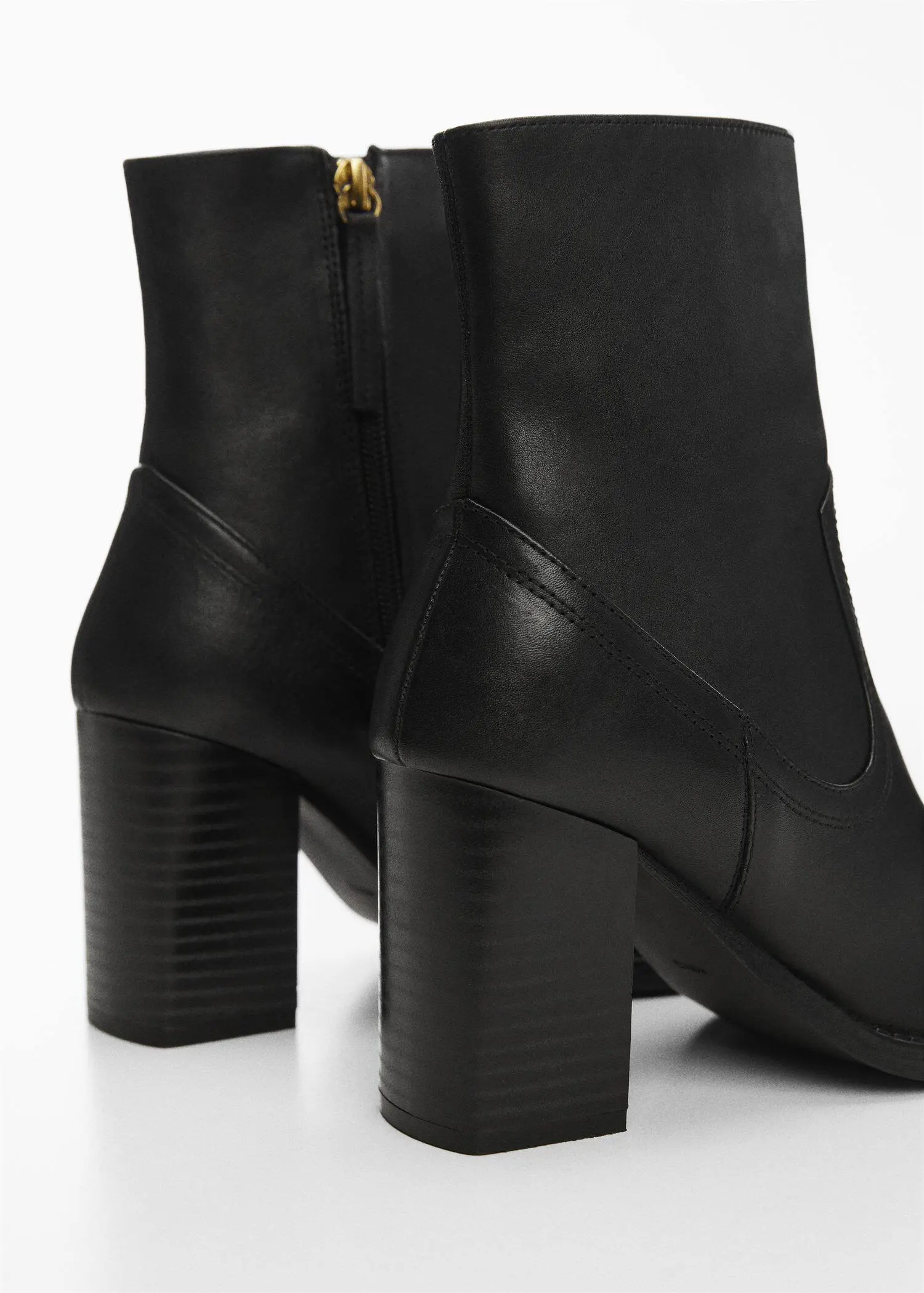 Mango Leather ankle boots with block heel. 2