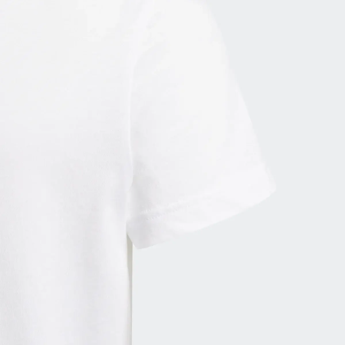 Adidas Essentials T-Shirt. 3