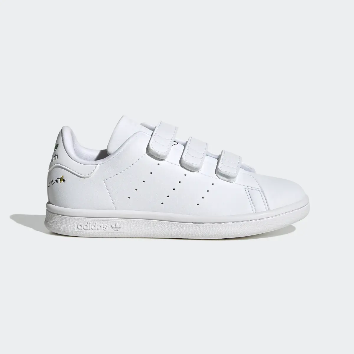 Adidas Stan Smith Shoes. 2 Adidas Stan Smith Shoes. 2
