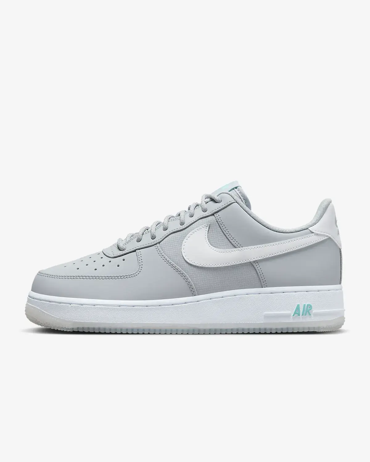 Nike Air Force 1 '07. 1