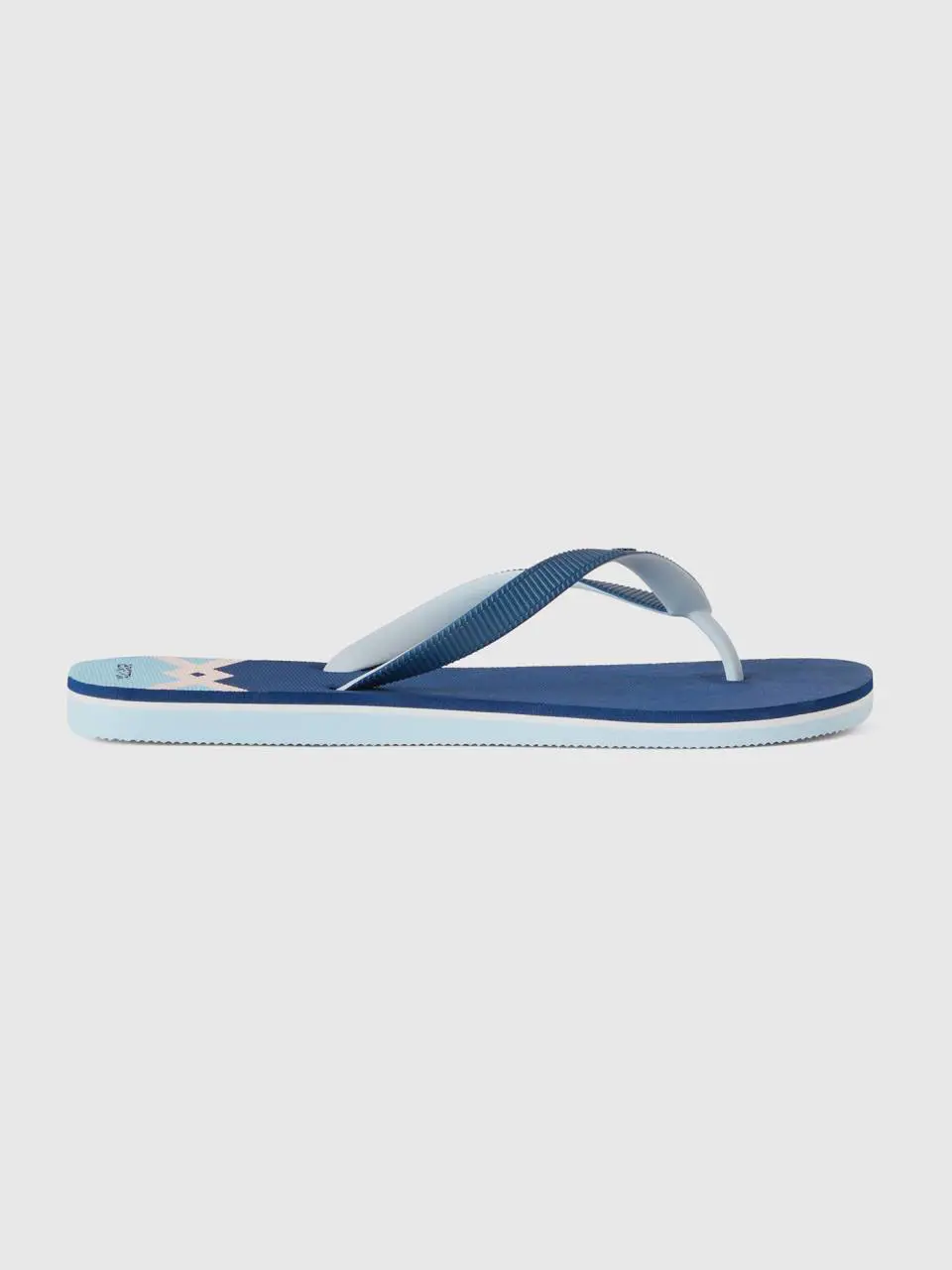 Benetton flip flops in lightweight rubber. 1