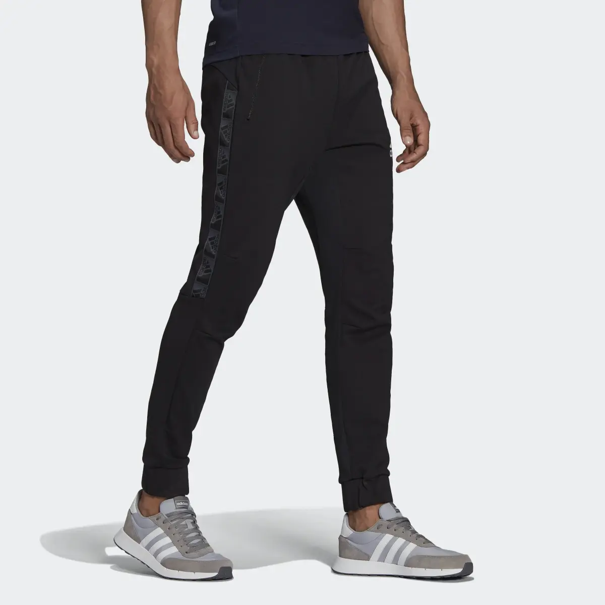 Adidas AEROREADY Designed To Move Sport Motion Logo Pants. 3