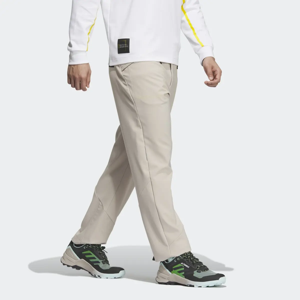 Adidas National Geographic Soft Shell Pantolon. 3