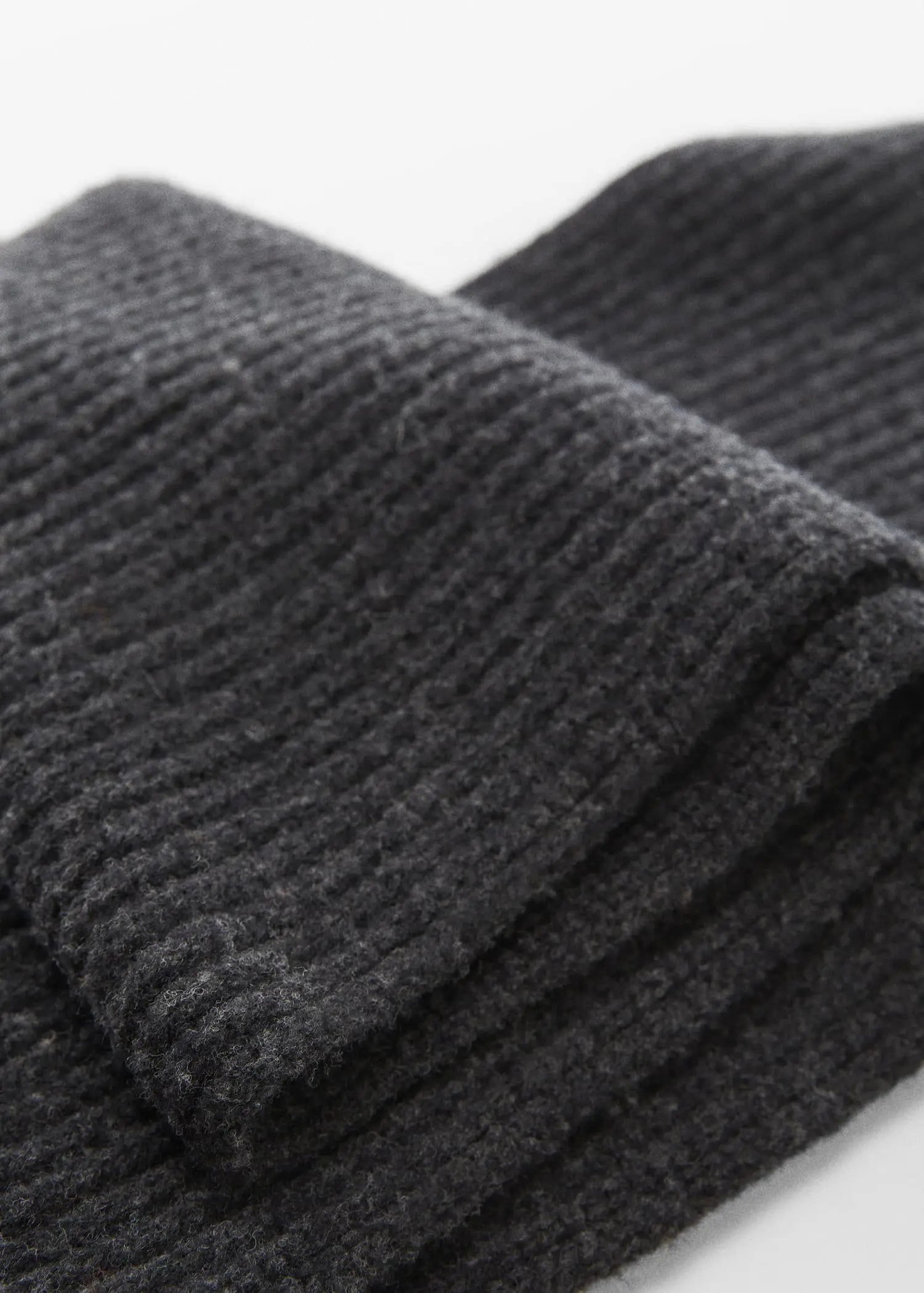 Mango Knit wool-blend scarf. 2