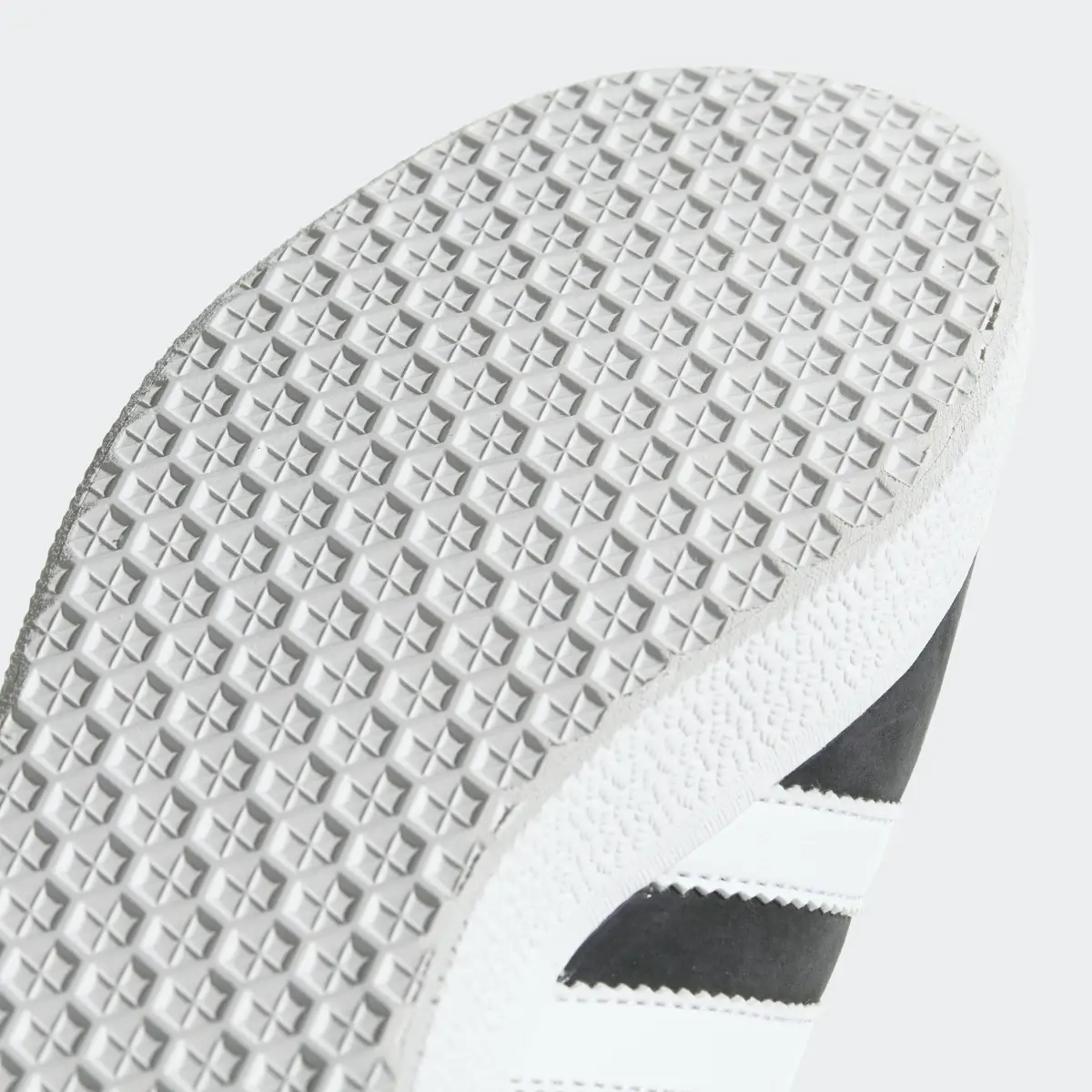 Adidas Zapatilla Gazelle. 3