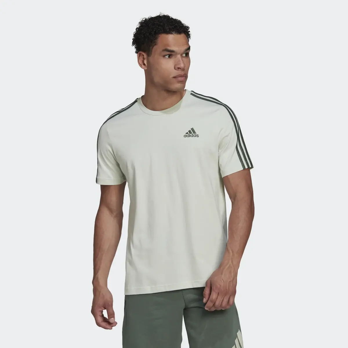 Adidas Essentials 3 Bantlı Tişört. 2