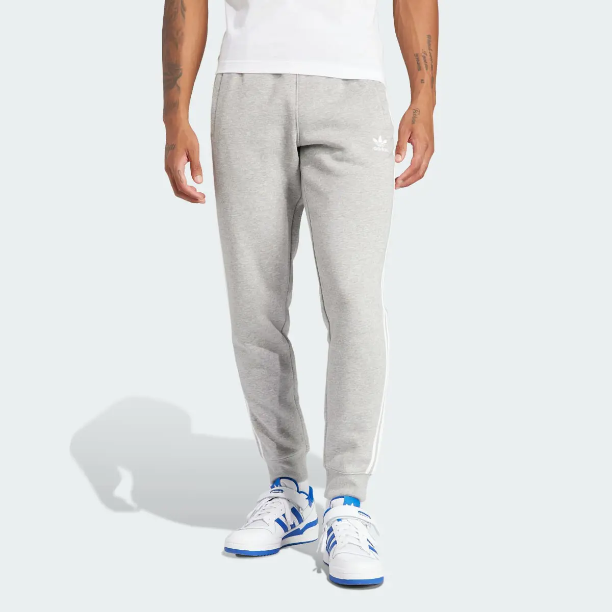 Adidas Adicolor 3-Stripes Joggers. 1