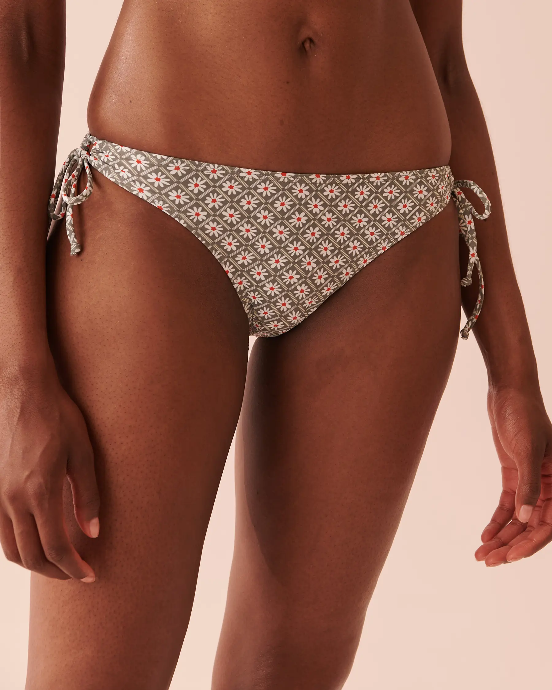 La Vie en Rose LOS CABOS Side Tie Bikini Bottom. 2