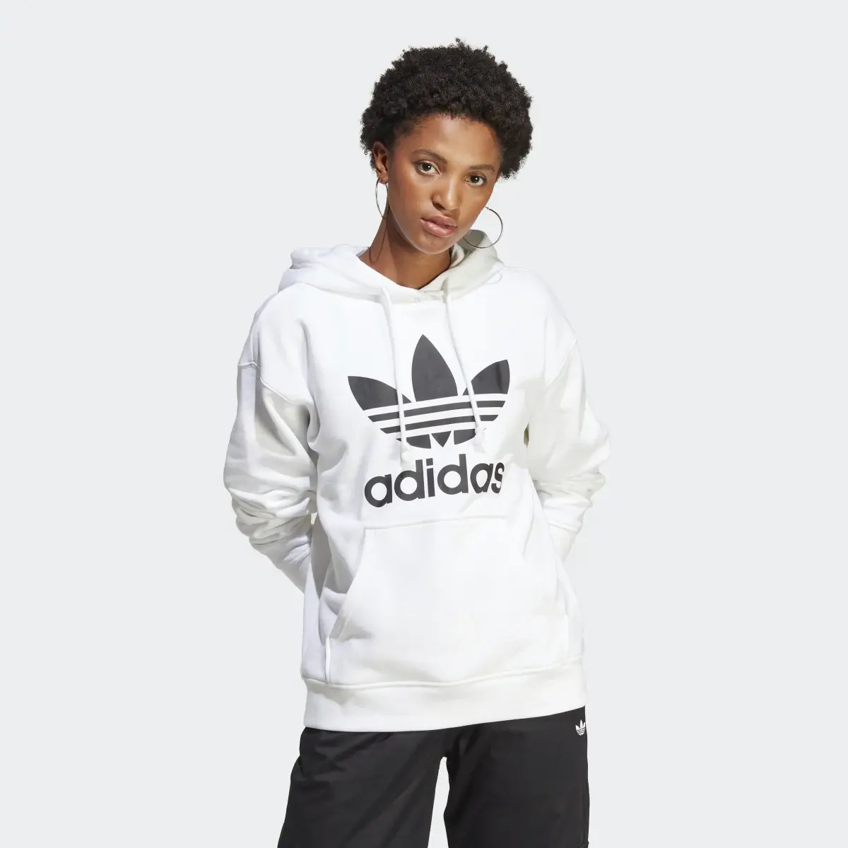 Adidas Trefoil Hoodie. 2