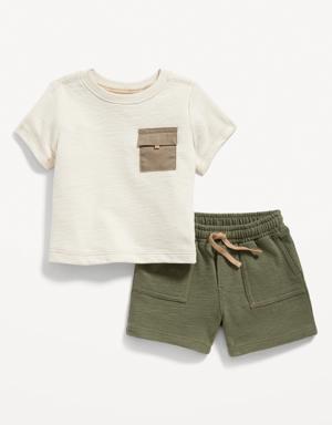Textured Pocket T-Shirt and Pull-On Shorts Set for Baby green