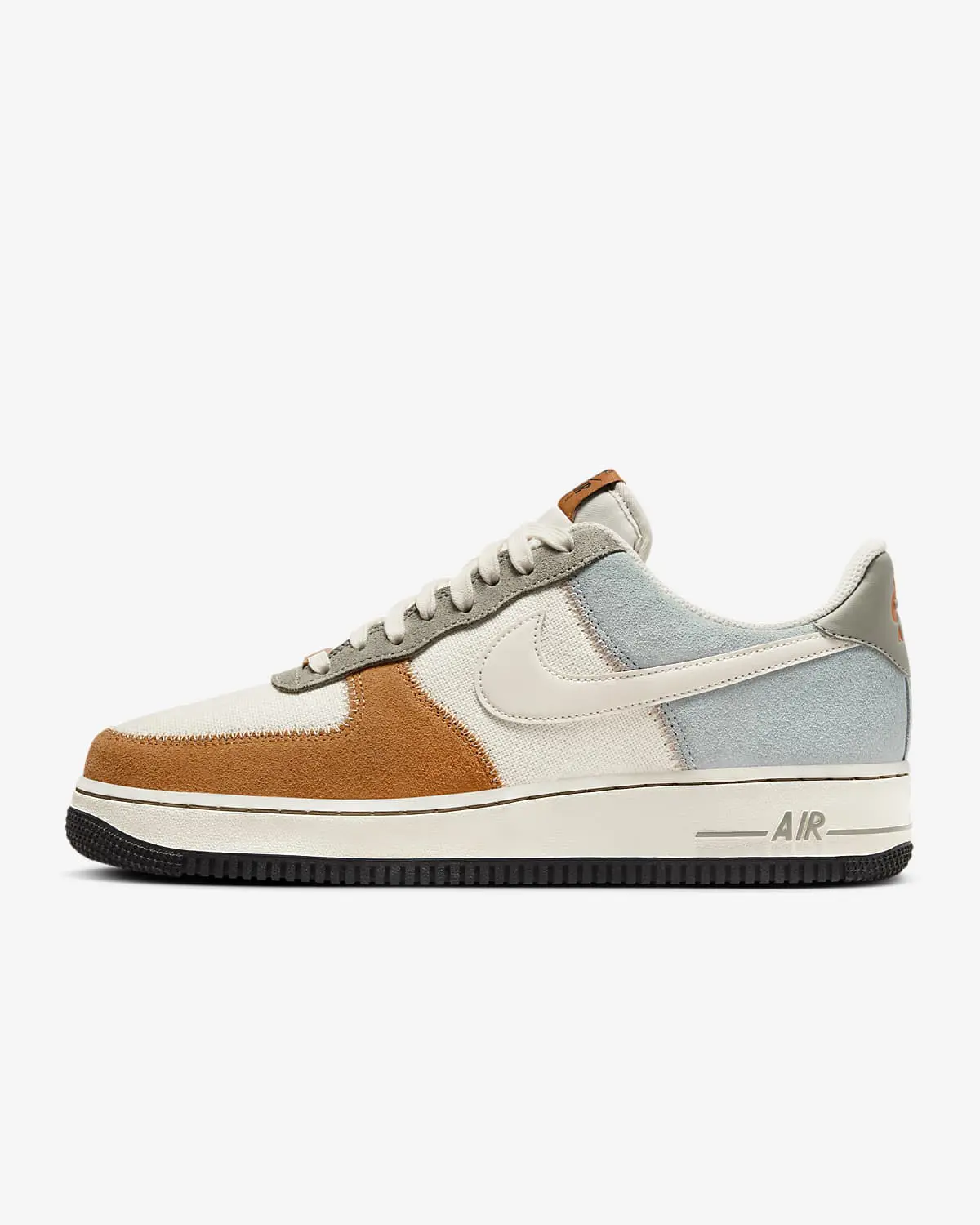 Nike Air Force 1 '07 LV8. 1