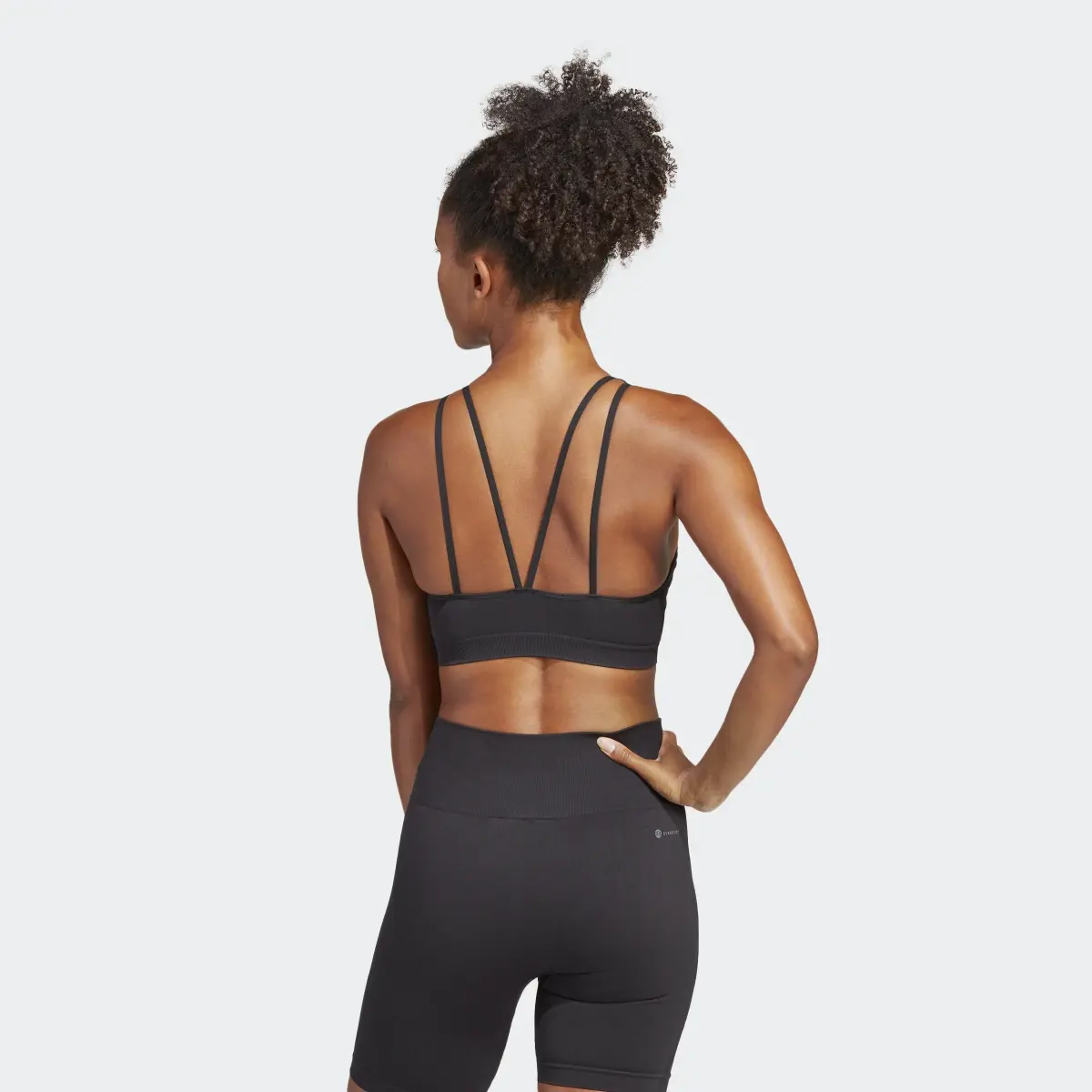 Adidas Brassière de training AEROKNIT Maintien léger. 3