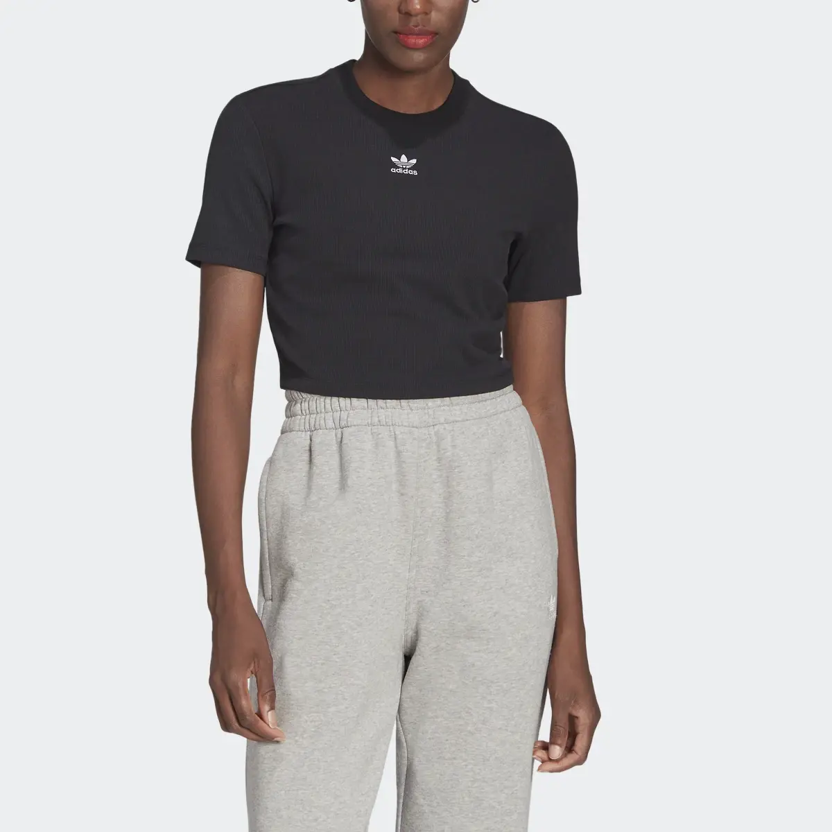 Adidas T-shirt adicolor Essentials Rib Cropped. 1