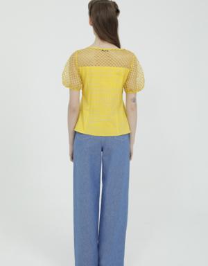 Gizia Yellow Blouse with Balloon Sleeves and Flower Brooch. 3 Gizia Yellow Blouse with Balloon Sleeves and Flower Brooch. 3