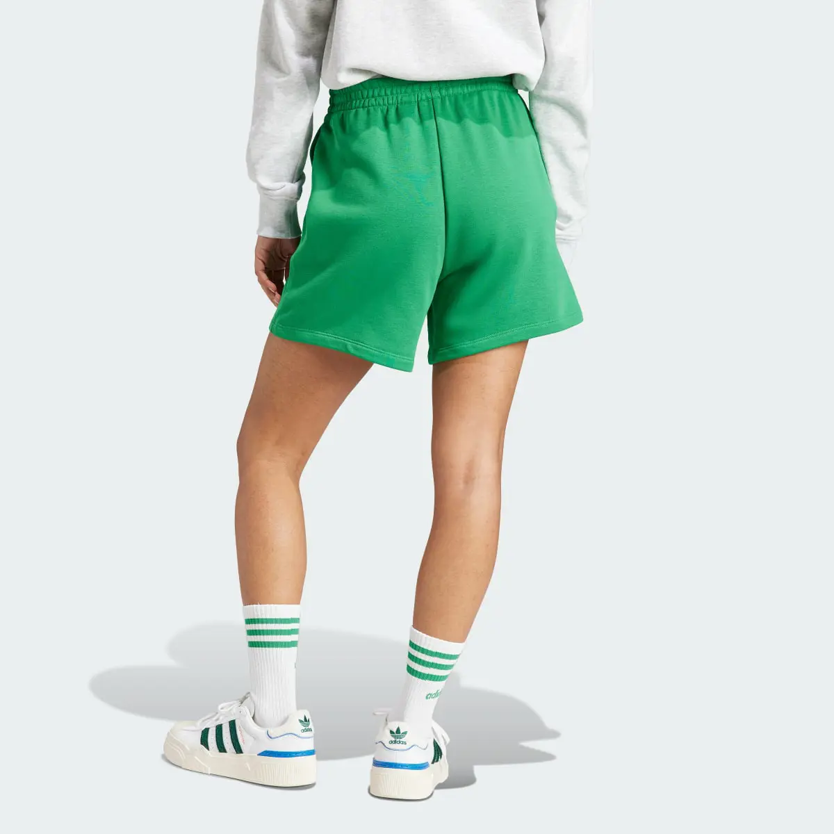 Adidas Adicolor Essentials French Terry Shorts. 2