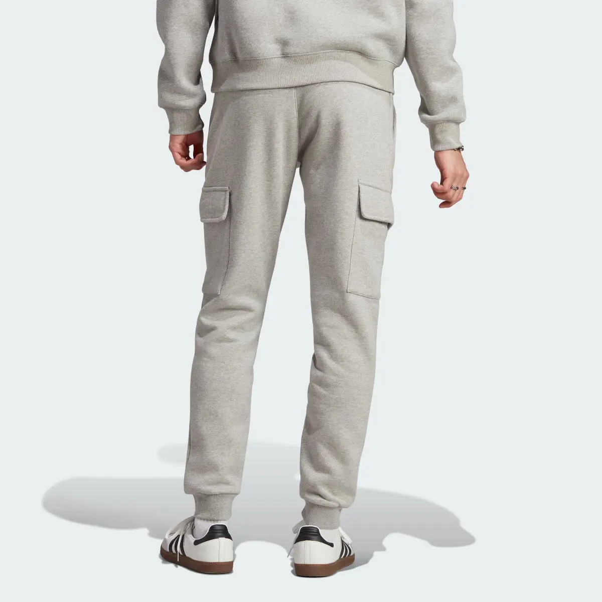 Adidas Trefoil Essentials Cargo Pants. 2