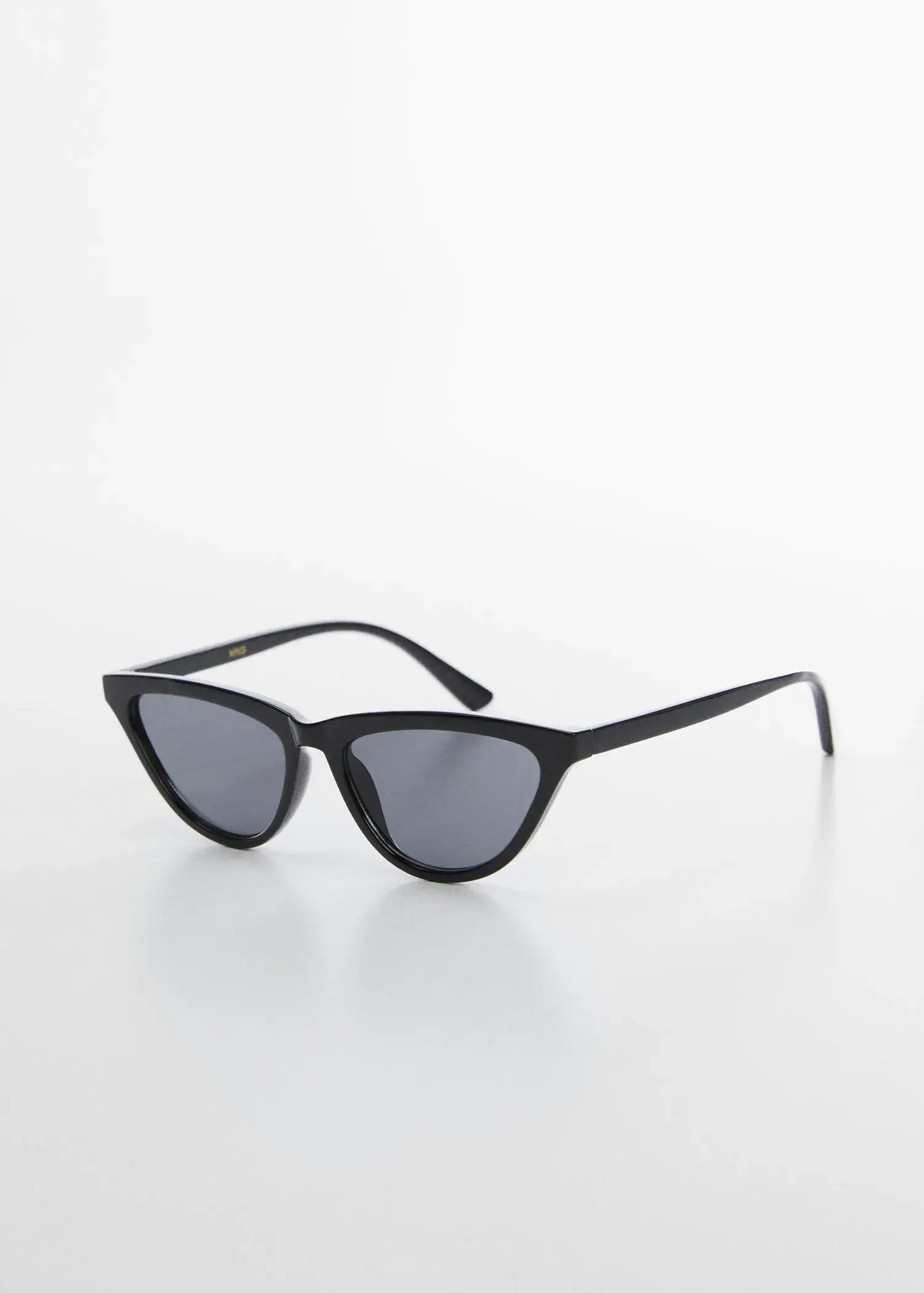 Mango Retro style sunglasses. 3