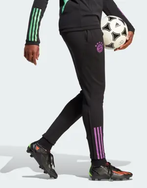 Adidas Spodnie FC Bayern Tiro 23 Training. 3 Adidas Spodnie FC Bayern Tiro 23 Training. 3