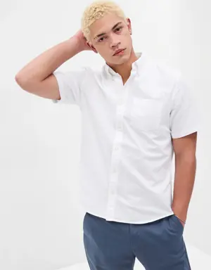 Oxford Shirt in Standard Fit with In-Conversion Cotton white