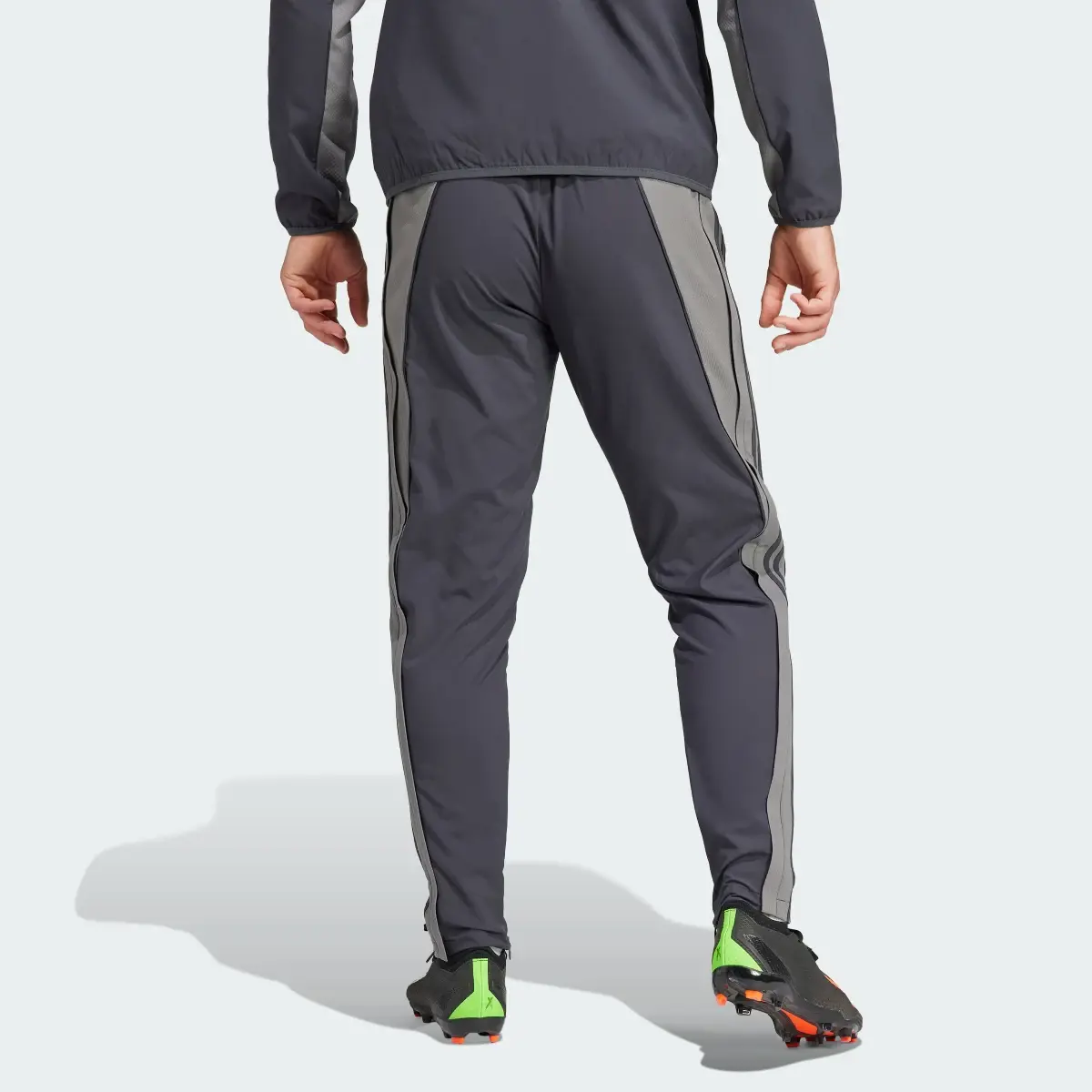 Adidas Juventus Anthem Pants. 3