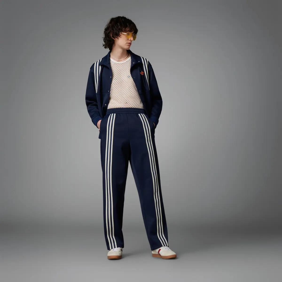 Adidas Adicolor 70s Track Pants. 3