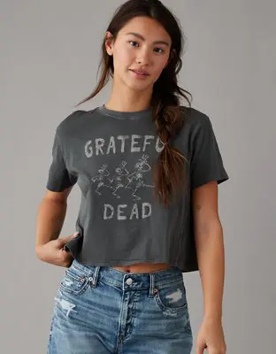 American Eagle Cropped Grateful Dead Graphic Tee. 1