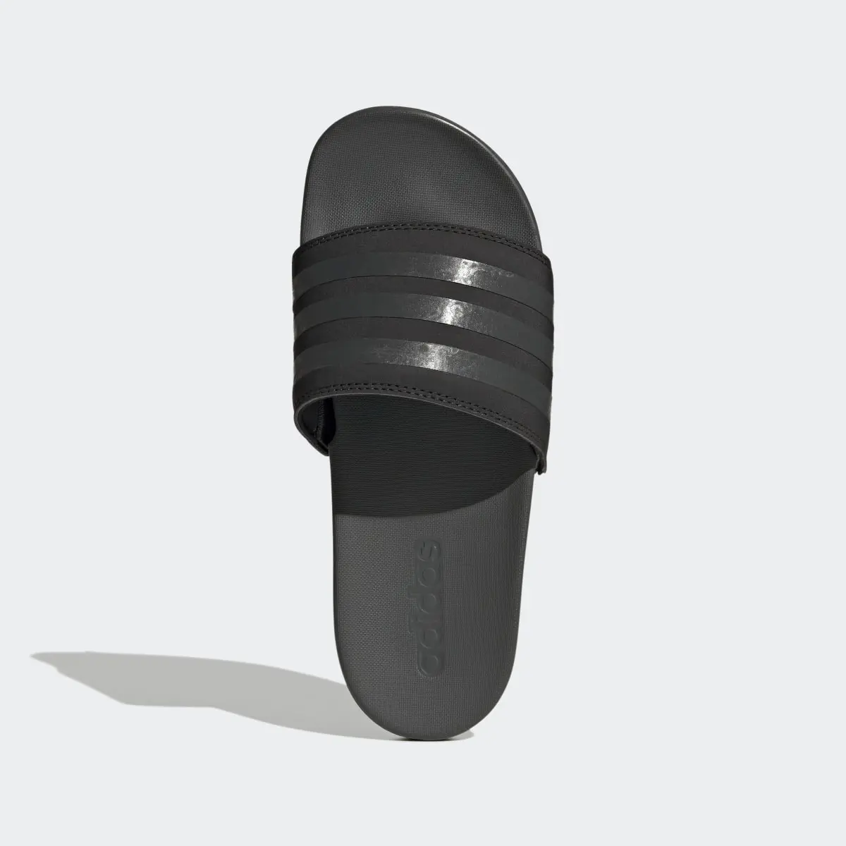 Adidas Adilette Comfort Slides. 3