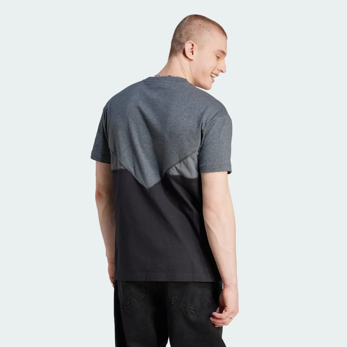 Adidas Adicolor Seasonal Reflective T-Shirt. 3