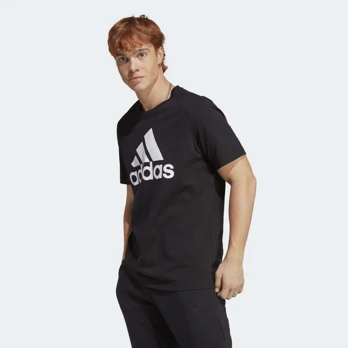 Adidas Essentials Single Jersey Big Logo Tişört. 2