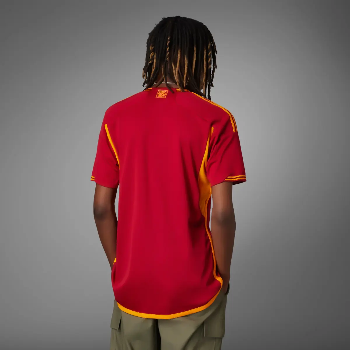 Adidas Camisola Principal 23/24 da AS Roma. 2