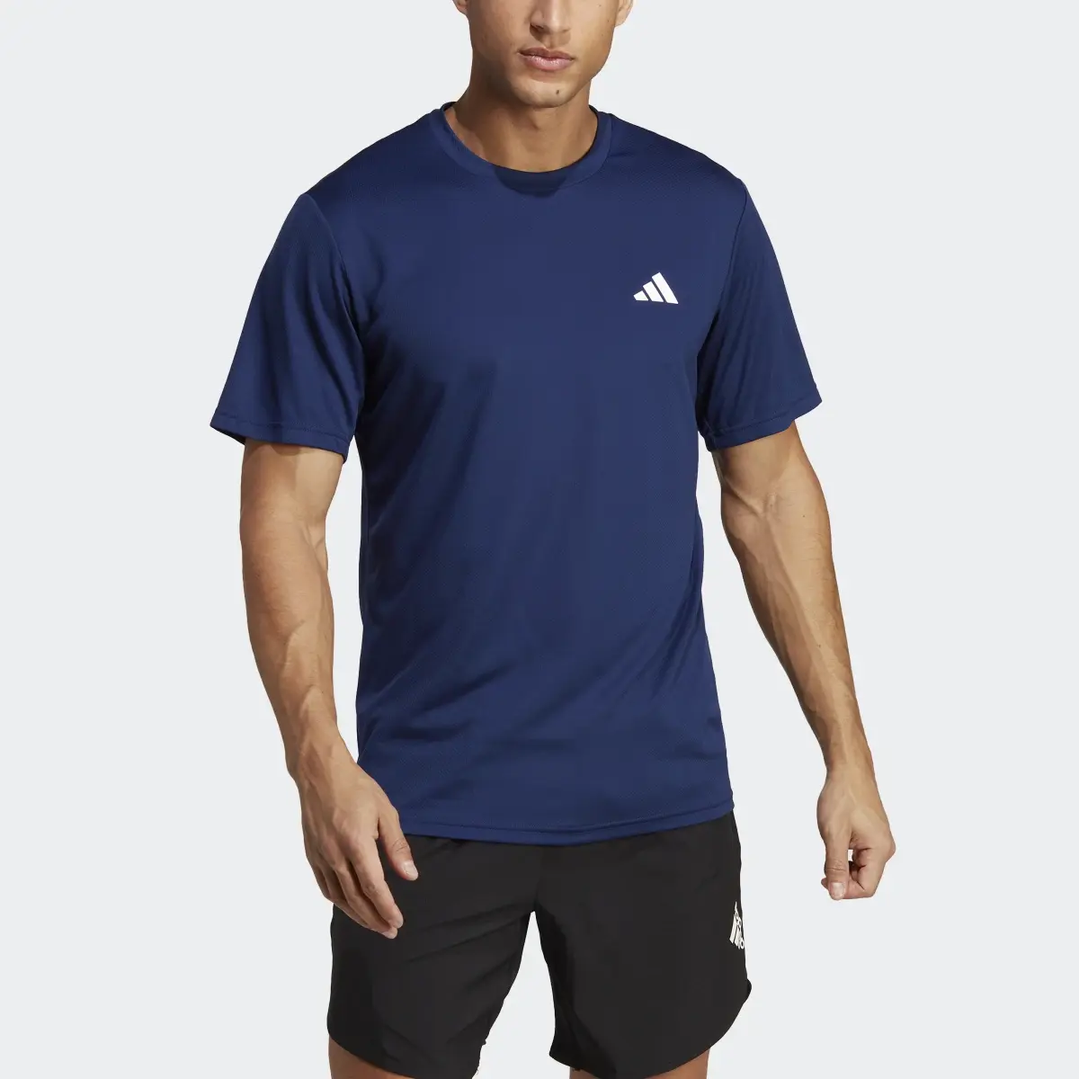 Adidas Playera de Entrenamiento Train Essentials. 1