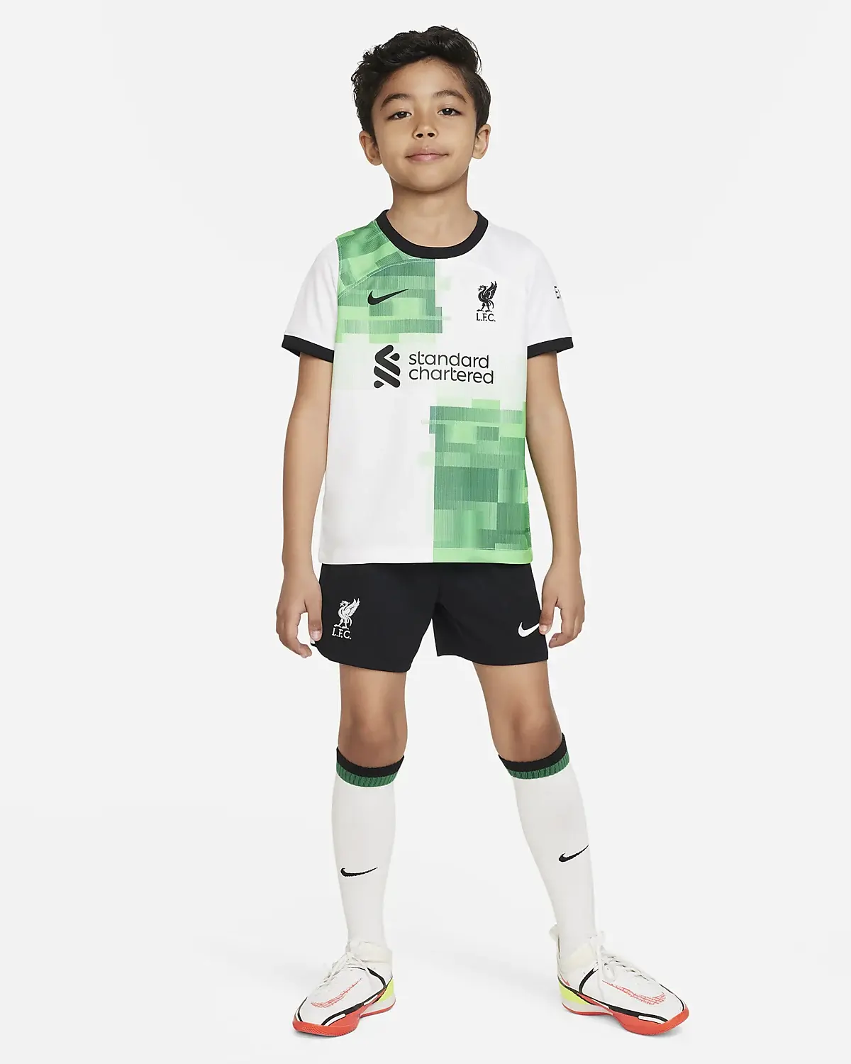 Nike Liverpool F.C. 2023/24 Away. 1