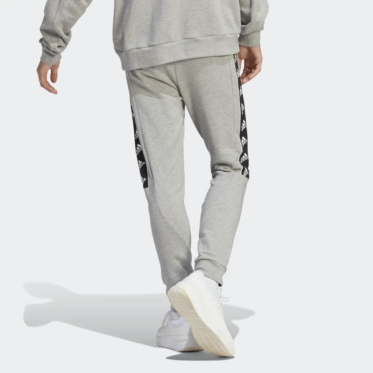 Adidas Pants Brandlove. 2