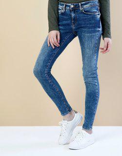 759 Lara Dar Kesim Orta Bel Dar Paça Mavi Jean Pantolon
